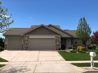 504 Killian Trl, Cottage Grove, WI 53527