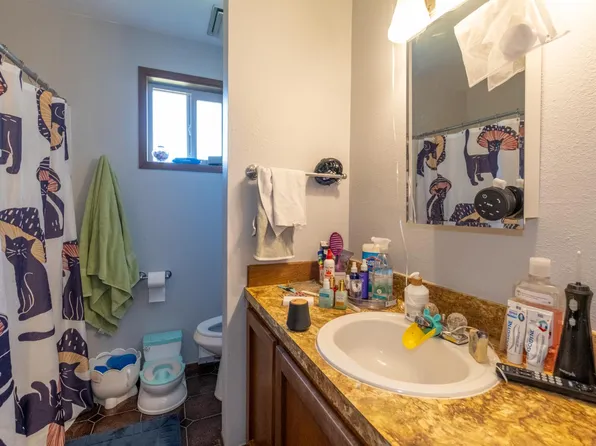 5738 2nd Ave #5, Ferndale, WA 98248