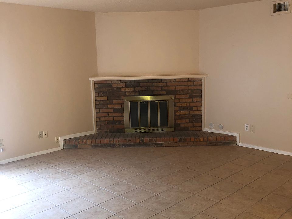 1st image of 6825 Trail Lake Dr #1