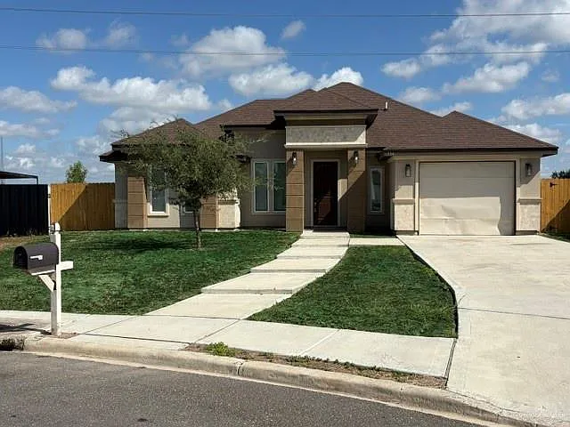 714 Santa Isabel St