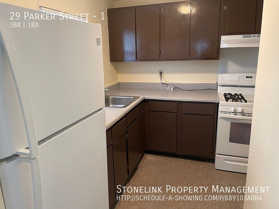 1st image of 29 Parker St Floor 1