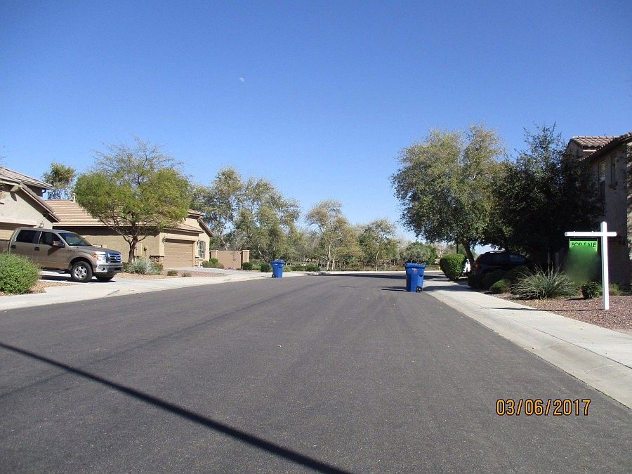 2nd image of 10939 E Storia Ave