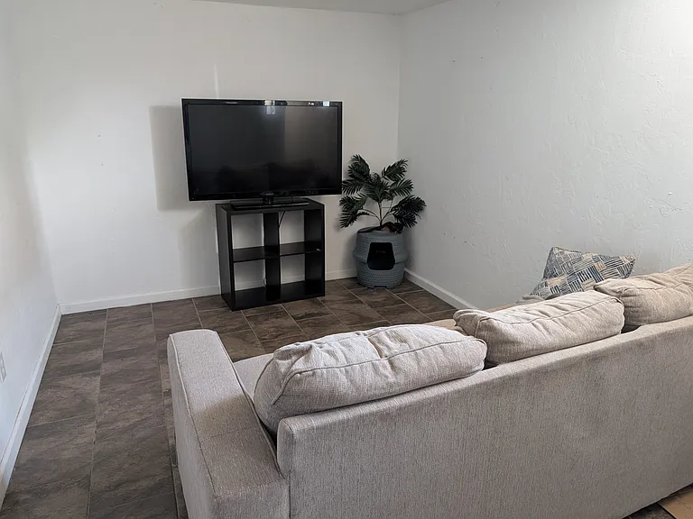 1220 NW 16th St #1220 — Photo 16