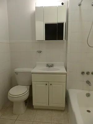 Rented by Immac Realty | media 42