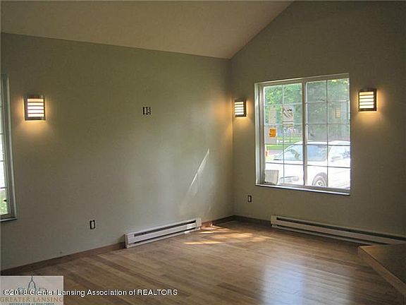 5th image of 1416 Marquette St