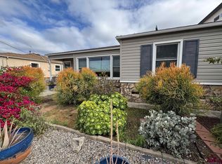6233 Stewart St, San Diego, CA 92115