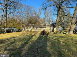 1363 Byberry Rd, Huntingdon Valley, PA 19006