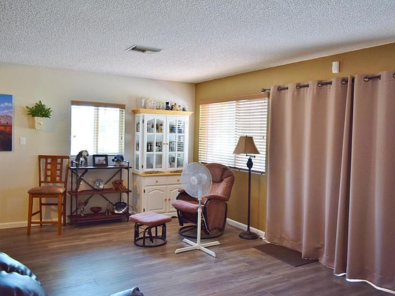 4th image of 10951 W Oakmont Dr