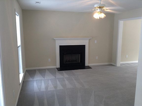 2nd image of 1729 Hargrove Dr