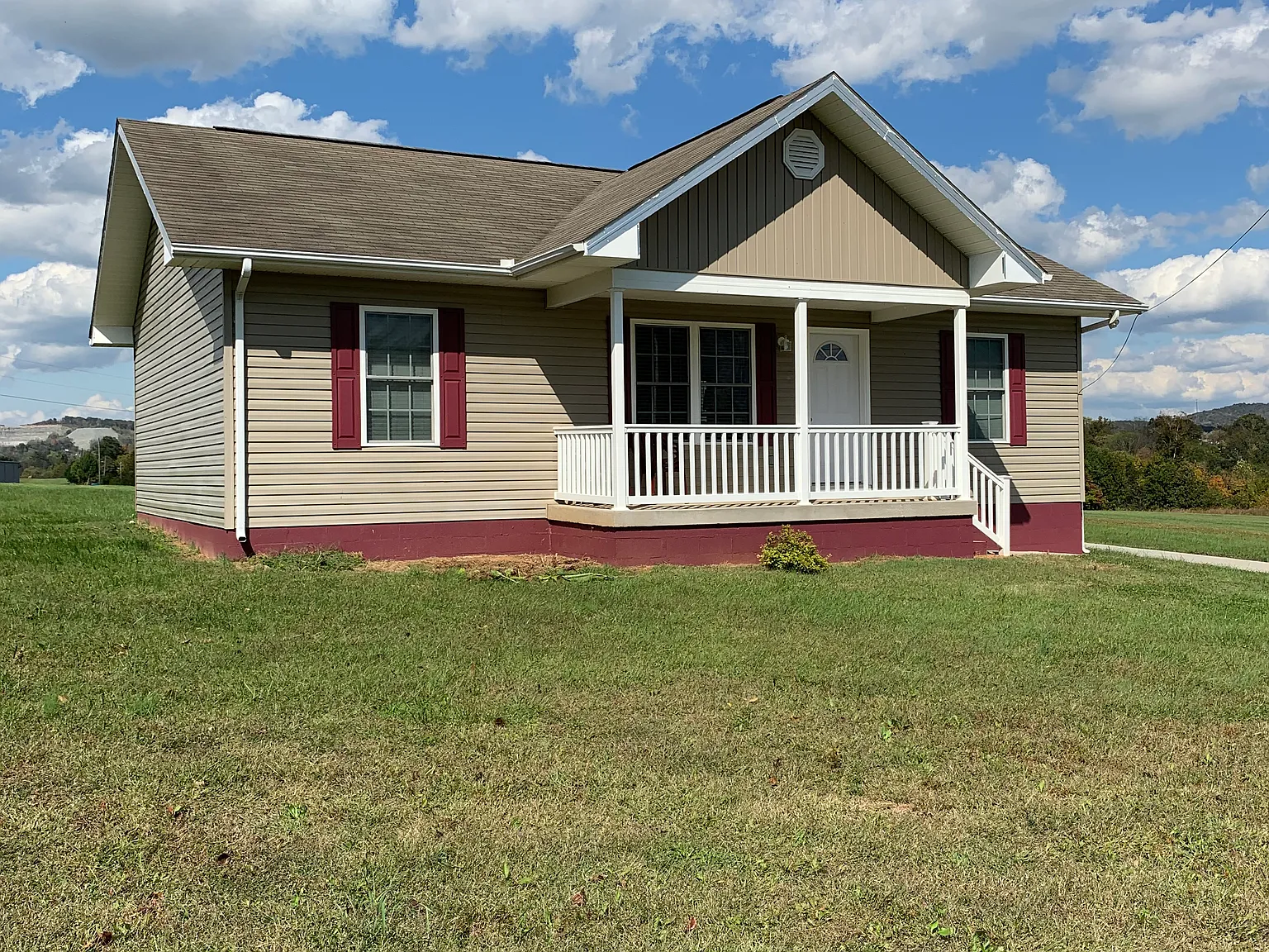 3 bed, 1120 sqft, $800 — Photo 3