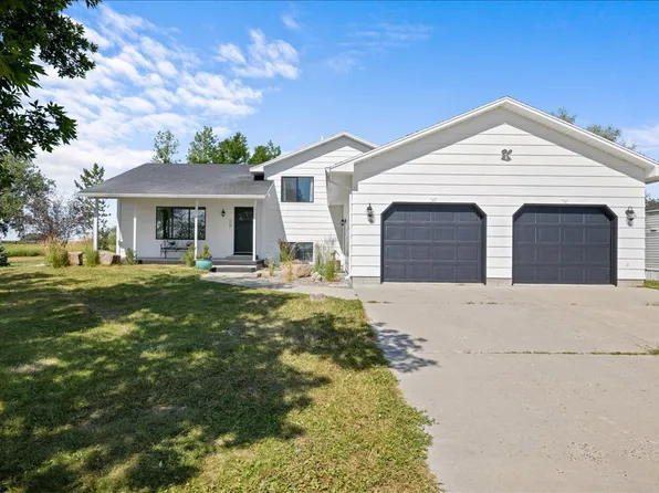 2734 S 64th St W, Billings, MT 59106