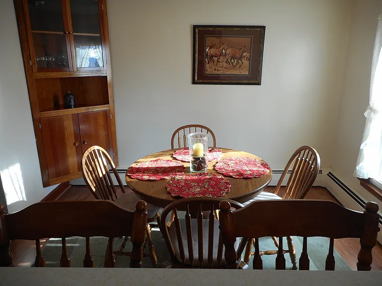 10433 Crockett Rd — Photo 8