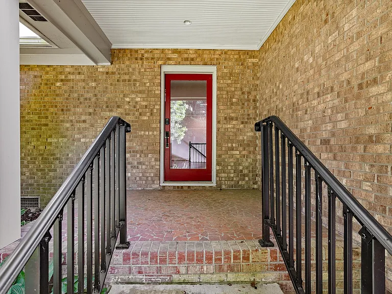 5024 Timbrook Ln — Photo 6