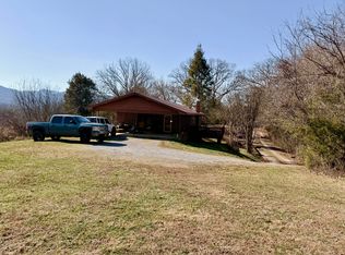 385 Gardenia Rd, Newport, TN 37821