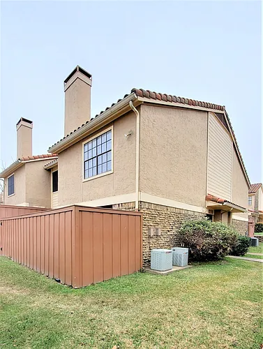 4233 Madera Rd #4 Photo 1 4233 Madera Rd #4 Photo 1