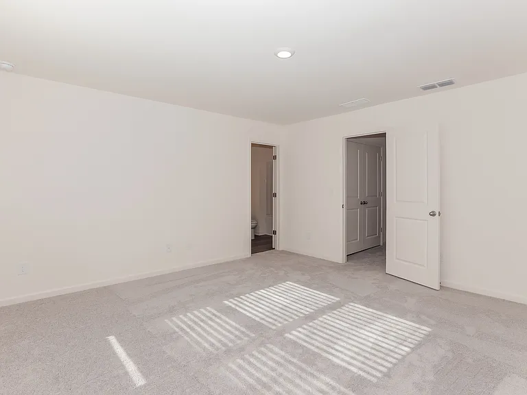 2567 Coventry St SW — Photo 6