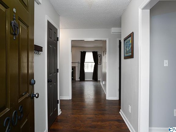 5th image of 203 River Oaks Dr
