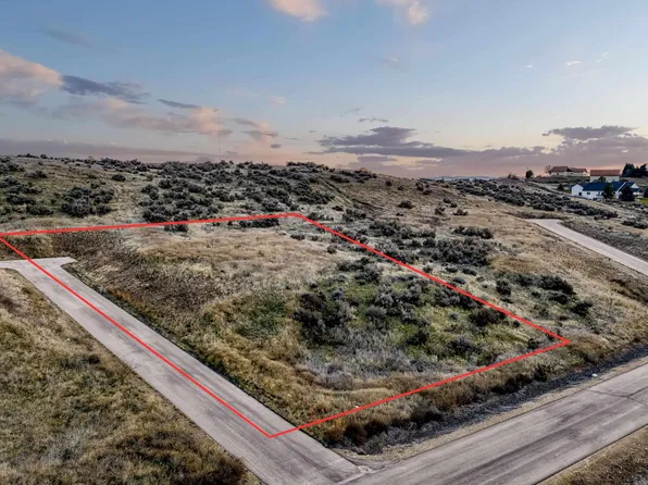 7167 Sidewinder Rd, Star, ID 83669