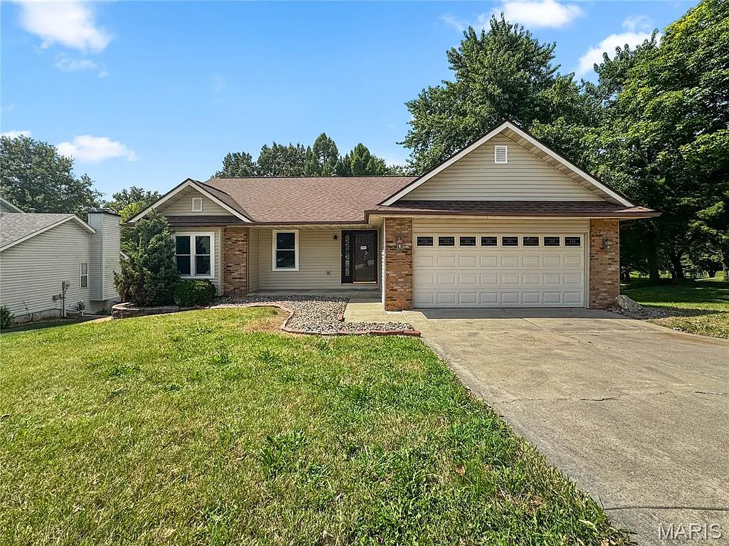 20 Englewood Dr photo 1