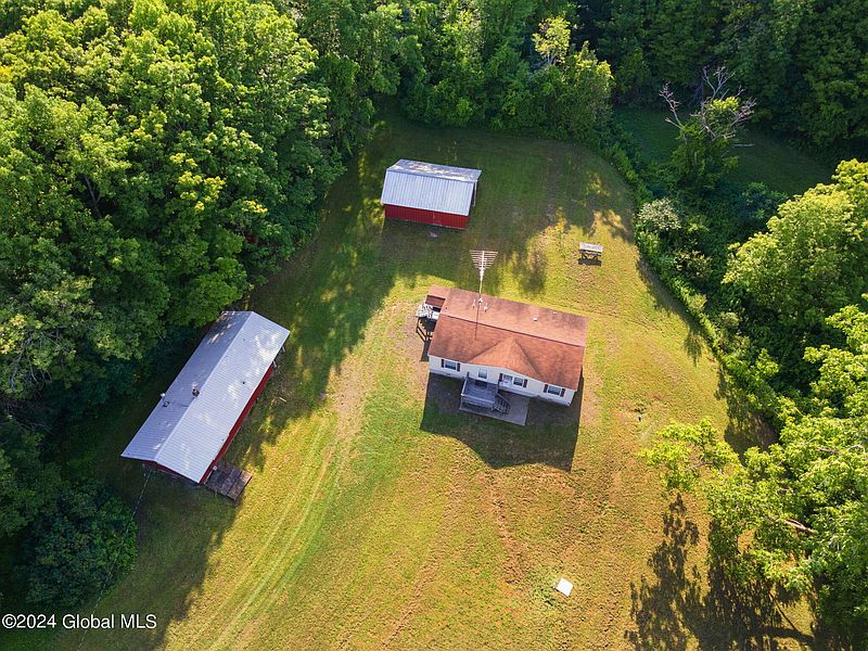 2nd image of 218 Chestnut Ridge Road