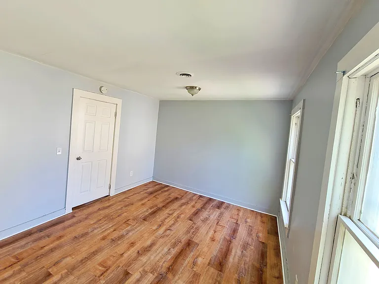 367 West Ave #2 — Photo 4