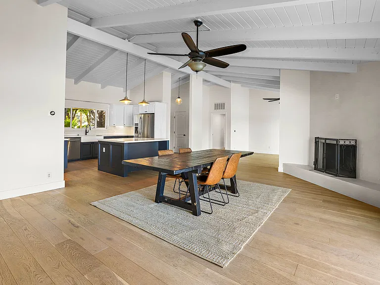 4835 Cliffside Dr — Photo 15
