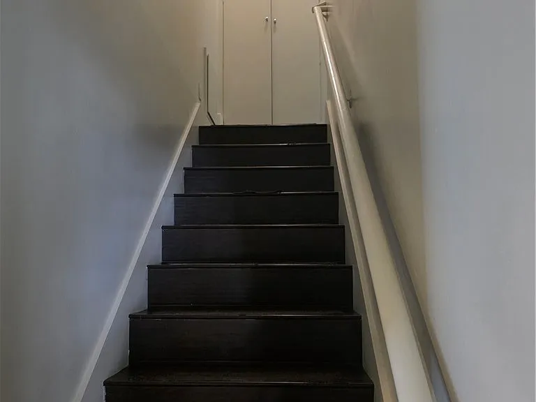 766 E Pillsbury St — Photo 5