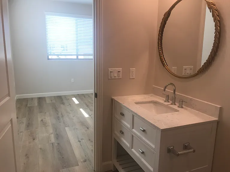 5120 Cahuenga Blvd #103 — Photo 19