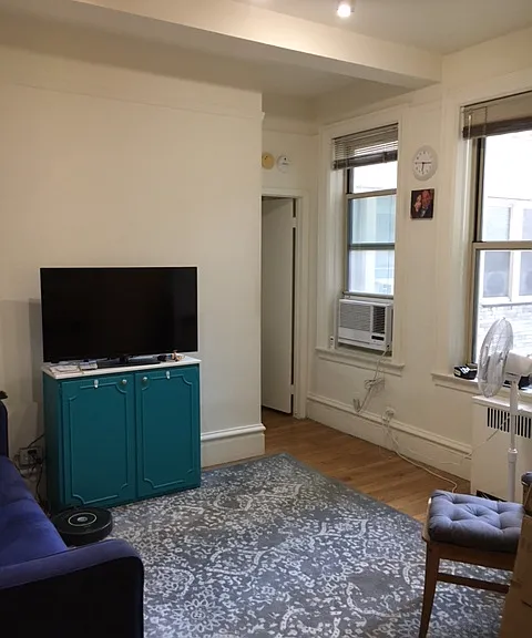 170 W 74th St #708 — Photo 2