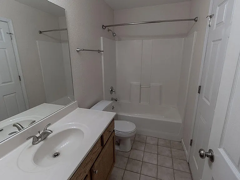 1325 Godas Dr — Photo 15