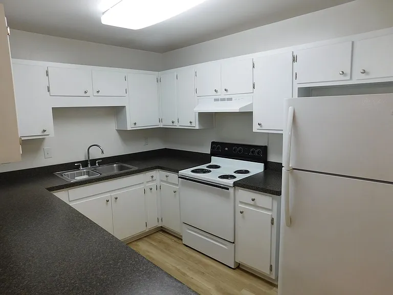 1522 College Way — Photo 8