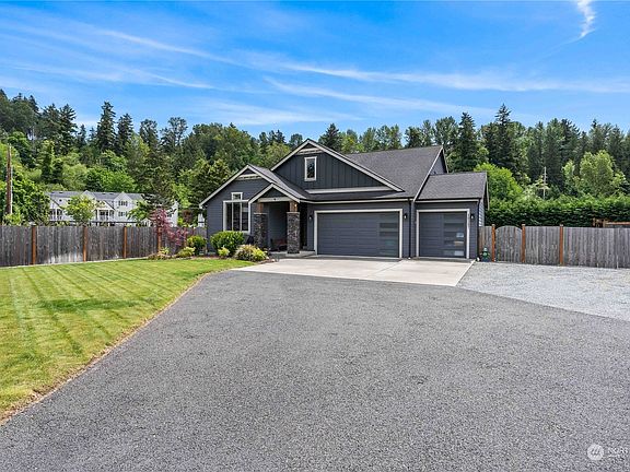 3rd image of 10387 SE 318th Street