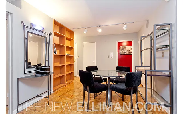 Sold by Douglas Elliman | media 10