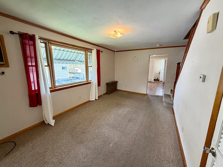 33 Warner St #33 — Photo 6