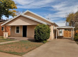 220 S 16th St, Slaton, TX 79364