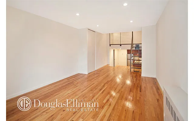 Rented by Douglas Elliman | media 21
