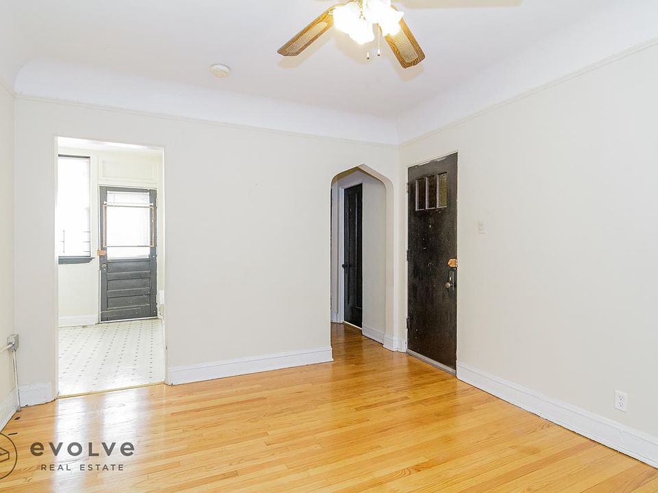 2nd image of 4407 N Wolcott Ave #4411B3
