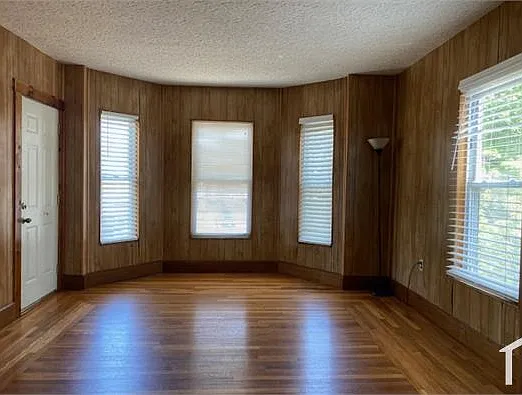 2 bed, 1100 sqft, $2,600 — Photo 2