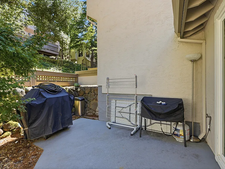 231 Paseo Bernal — Photo 41