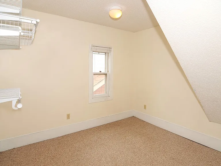 1015 13th Ave SE #2 — Photo 6