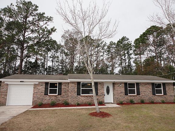 2nd image of 2906 Mangrove Ave