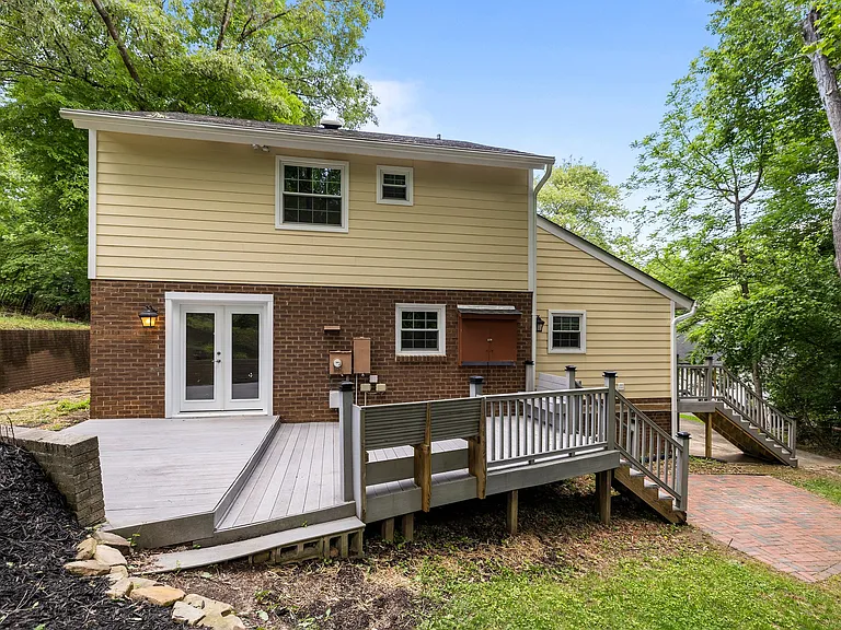 6713 William Harry Ct — Photo 16
