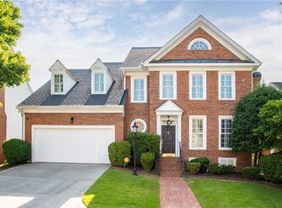 2148 Village Point, Atlanta, GA 30319