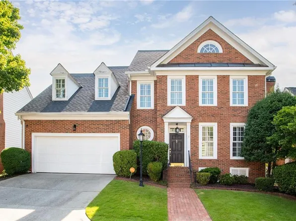 2148 Village Point, Atlanta, GA 30319