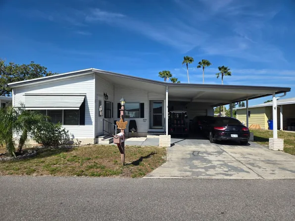 29 Marina Dr NE, Winter Haven, FL 33881