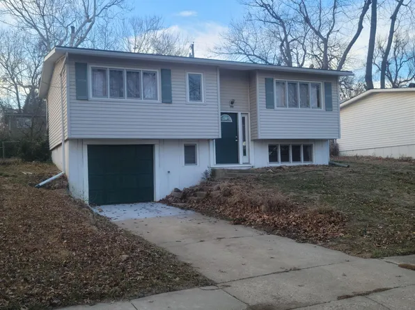 3425 SW Watson Ave, Topeka, KS 66614
