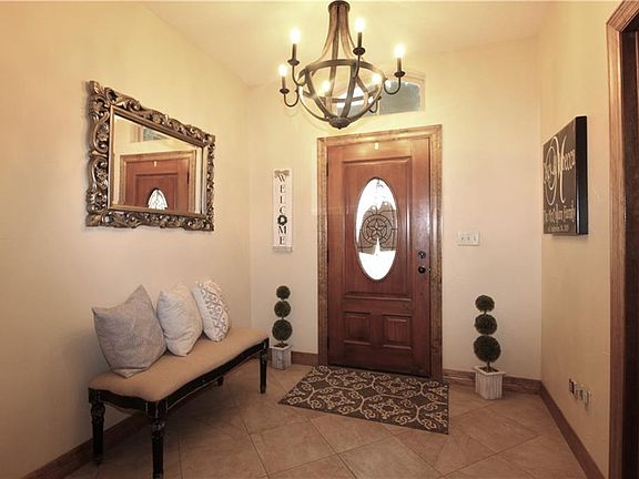 5th image of 708 Mary Lee Ln