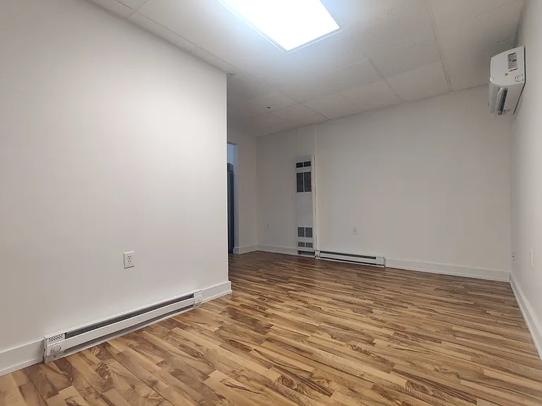 145 W Delavan Ave — Photo 8