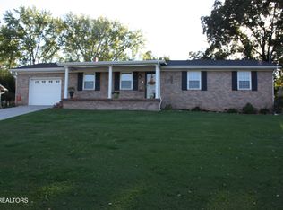 7707 Windsong Rd, Powell, TN 37849