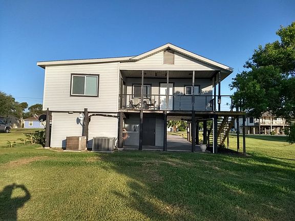 2nd image of 2622 W Bayshore Dr